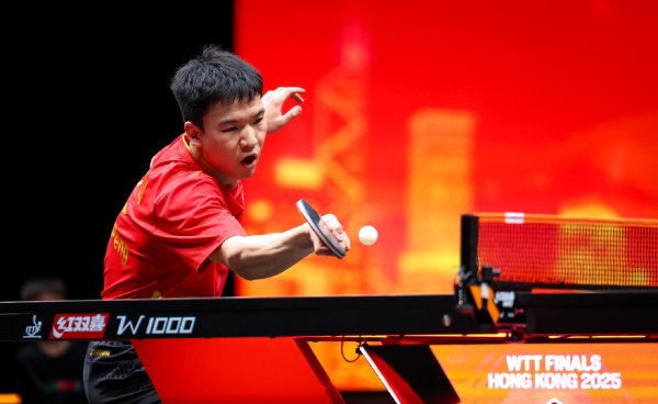 4-2进八强！国乒又一22岁新星崛起：00后大对决下一轮挑战林诗栋