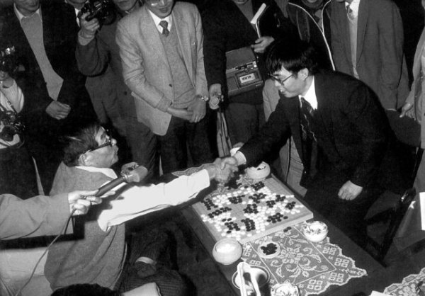 《我与“中日围棋擂台赛”四十年》征文大赛