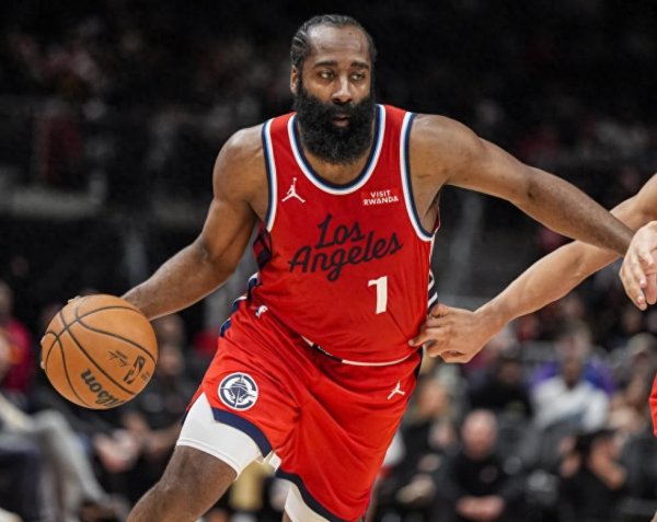 哈登16年28303分！科比无解难敌