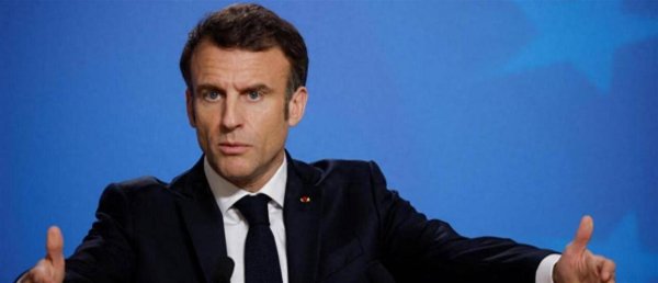 马克龙喊孙颖莎“莎莎”，这声呼唤到底失不失仪？