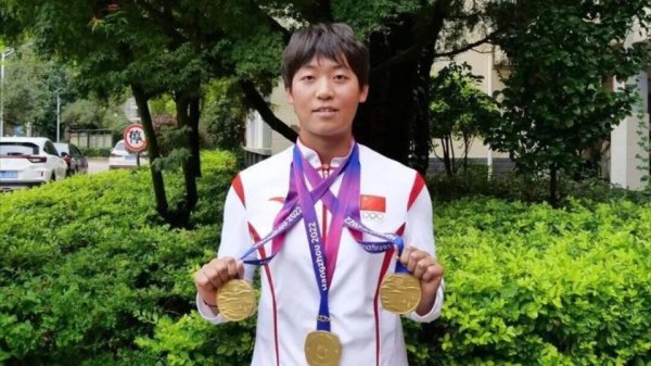 举报设备后失散？亚运三金王修起：父母是农民，怕他们被打击缺点