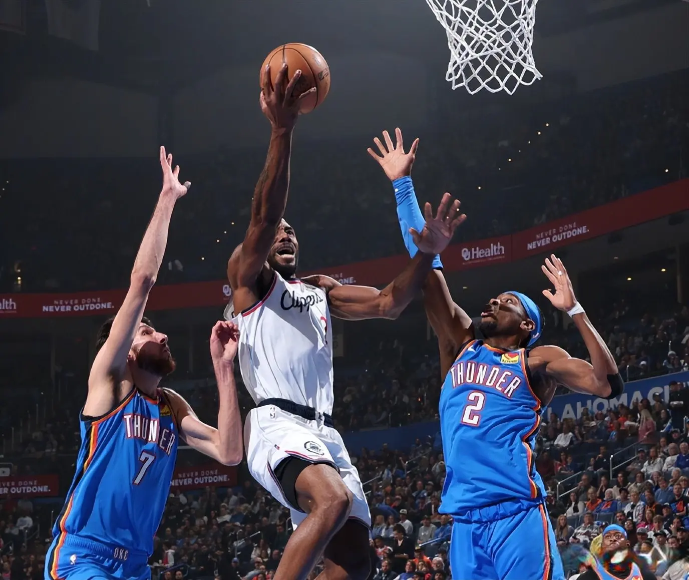 哈登缺席!快船狂送29次造作!莱昂纳德22分，三巨头爆砍74分