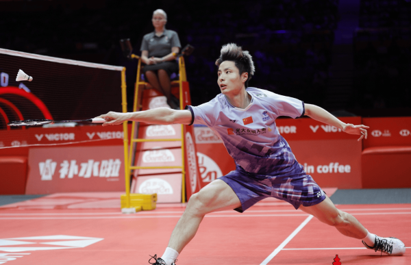 年终总决赛收官日: 石宇奇VS小波波夫, 梁王组合VS徐金组合