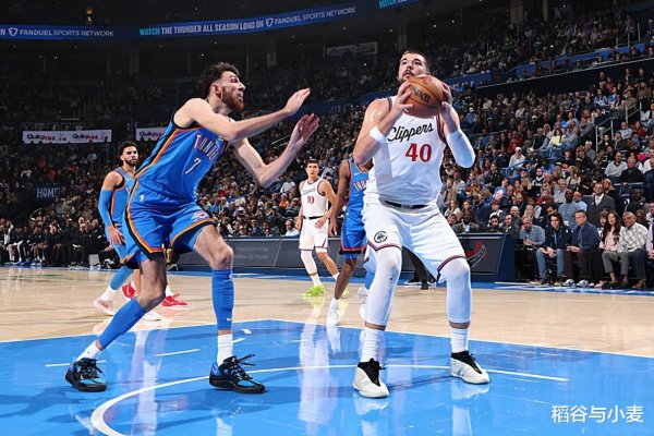 战绩仍是如斯灾祸, 快船内线守旧的比赛魄力也发生了显著的变化?