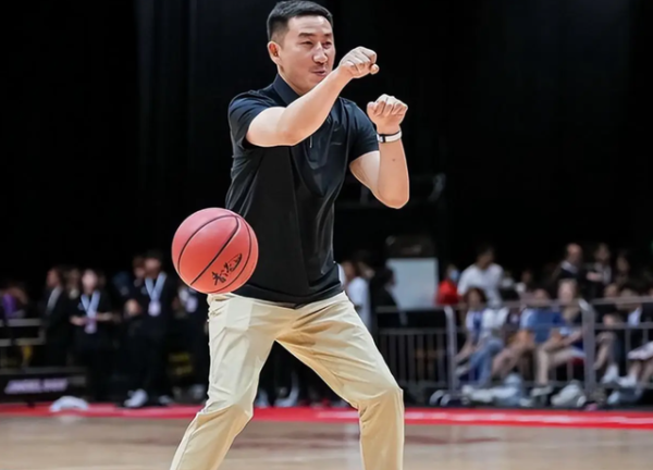 认真细目！北京首钢引进麦基，张云松出手，剑指CBA总冠军