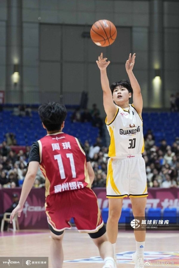 WCBA赛场宿将如故赛场脊梁 两年后各俱乐部或堕入“用东谈主荒”